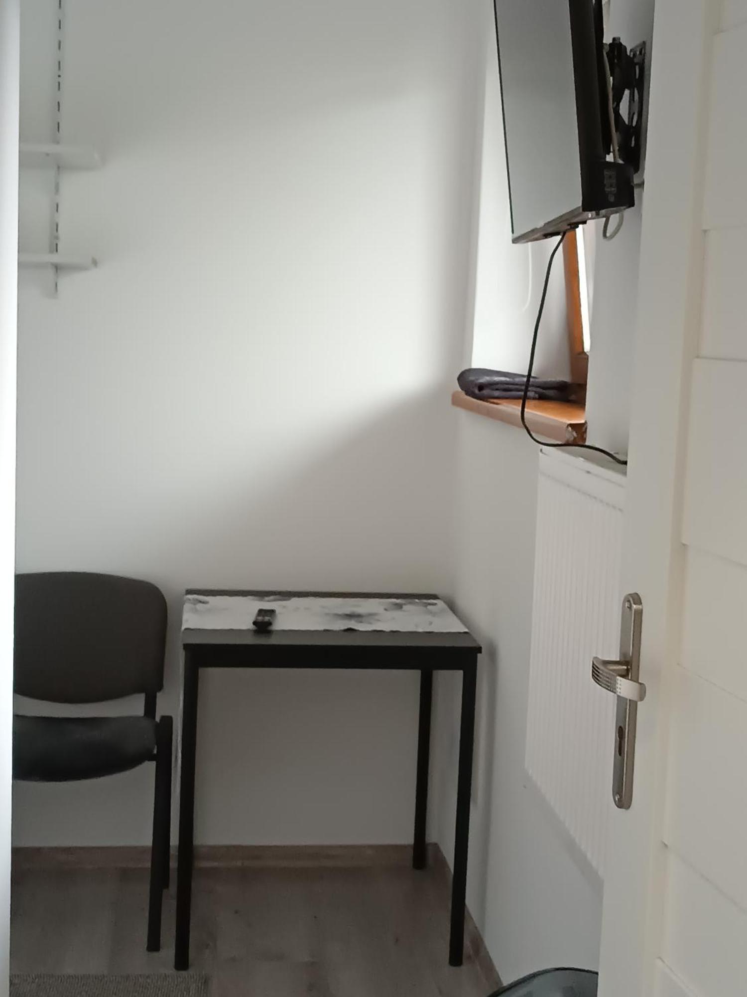 Stas-Przy Szkole Nr3 W Skawie Skawa Room photo